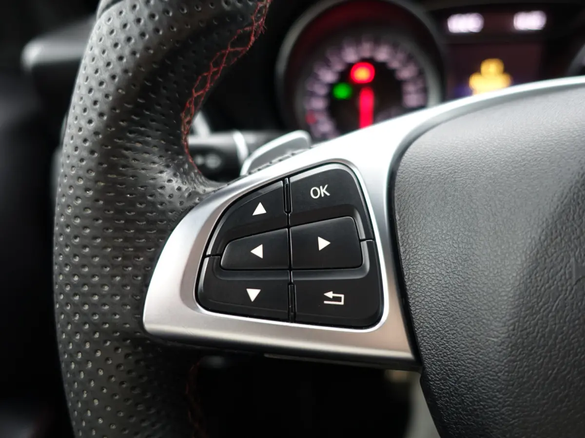 AMG Night Edition Aut- Panoramadak, Dynamic Select, Carbon, Xenon Led, Sport Interieur