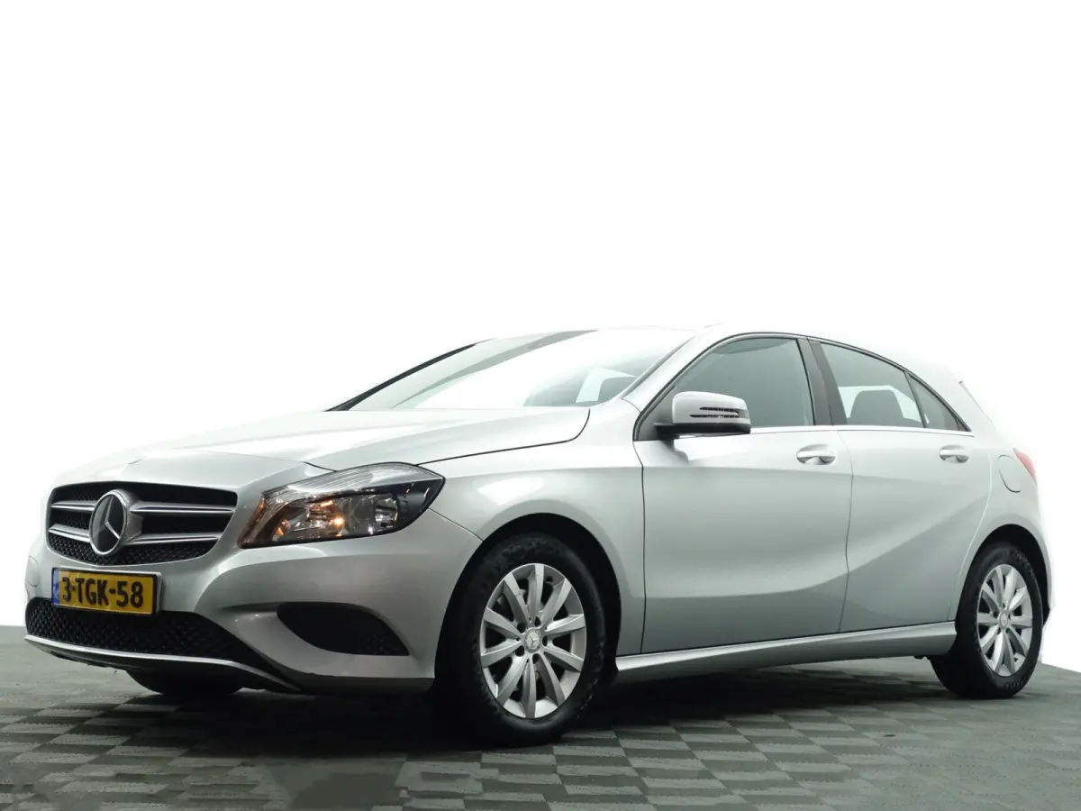 180 Prestige AMG- 69dkm, Camera, Navigatie, Stoelverwarming, Sport Interieur