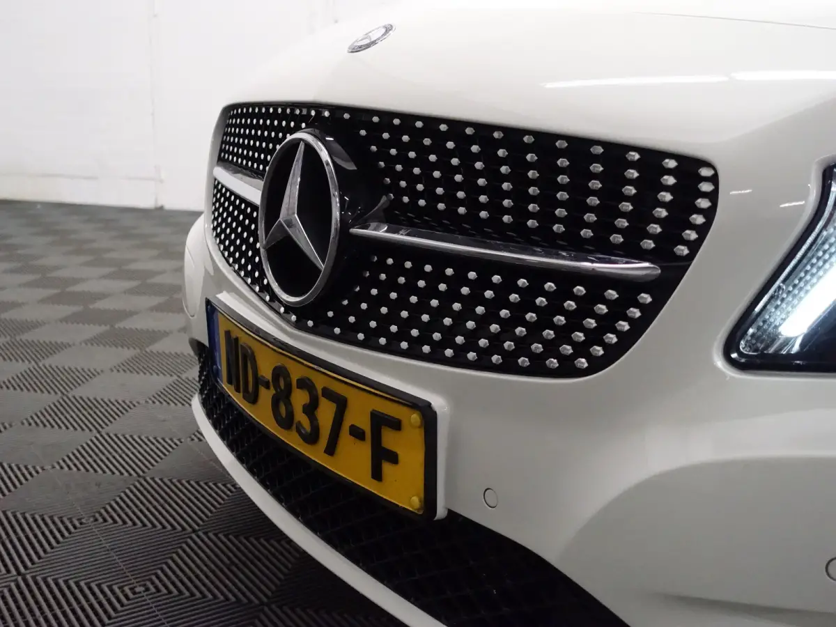 180 d AMG Night Edition Aut- Panoramadak, Xenon Led, Sfeerverlichting, Dynamic Select, Clima