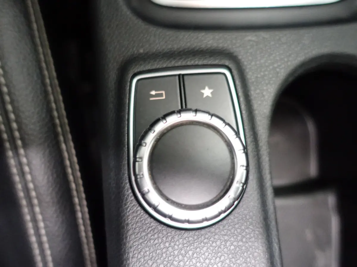 180 d AMG Night Edition Aut- Panoramadak, Xenon Led, Sfeerverlichting, Dynamic Select, Clima