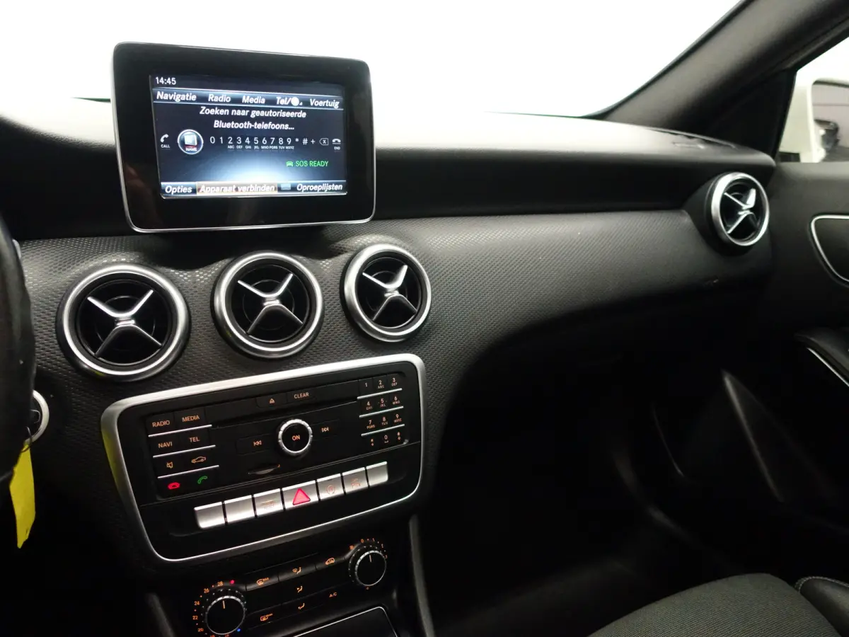 180 d AMG Night Edition Aut- Panoramadak, Xenon Led, Sfeerverlichting, Dynamic Select, Clima