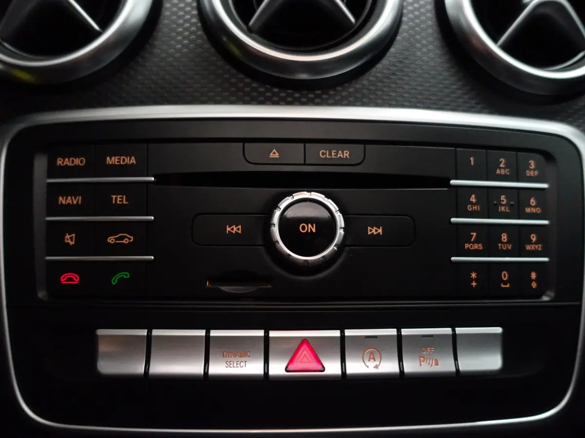 180 d AMG Night Edition Aut- Panoramadak, Xenon Led, Sfeerverlichting, Dynamic Select, Clima
