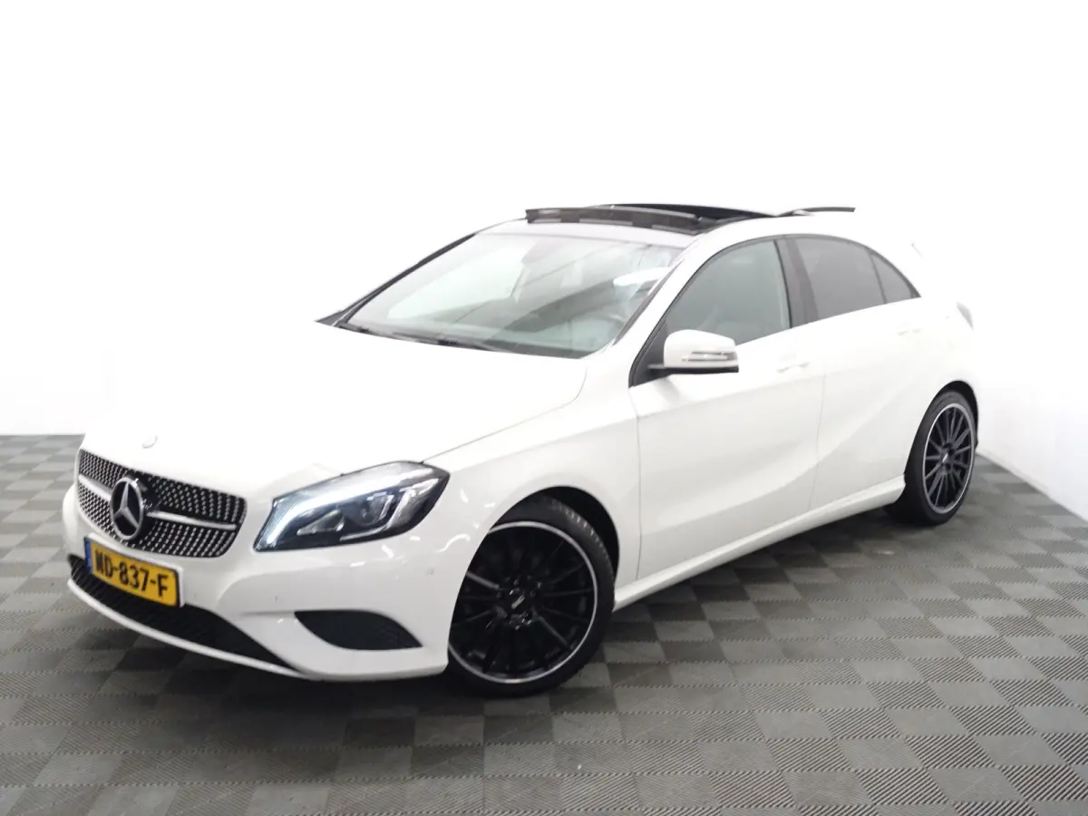 180 d AMG Night Edition Aut- Panoramadak, Xenon Led, Sfeerverlichting, Dynamic Select, Clima