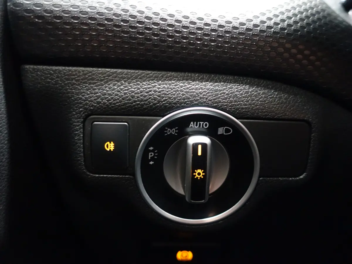 180 d AMG Night Edition Aut- Panoramadak, Xenon Led, Sfeerverlichting, Dynamic Select, Clima