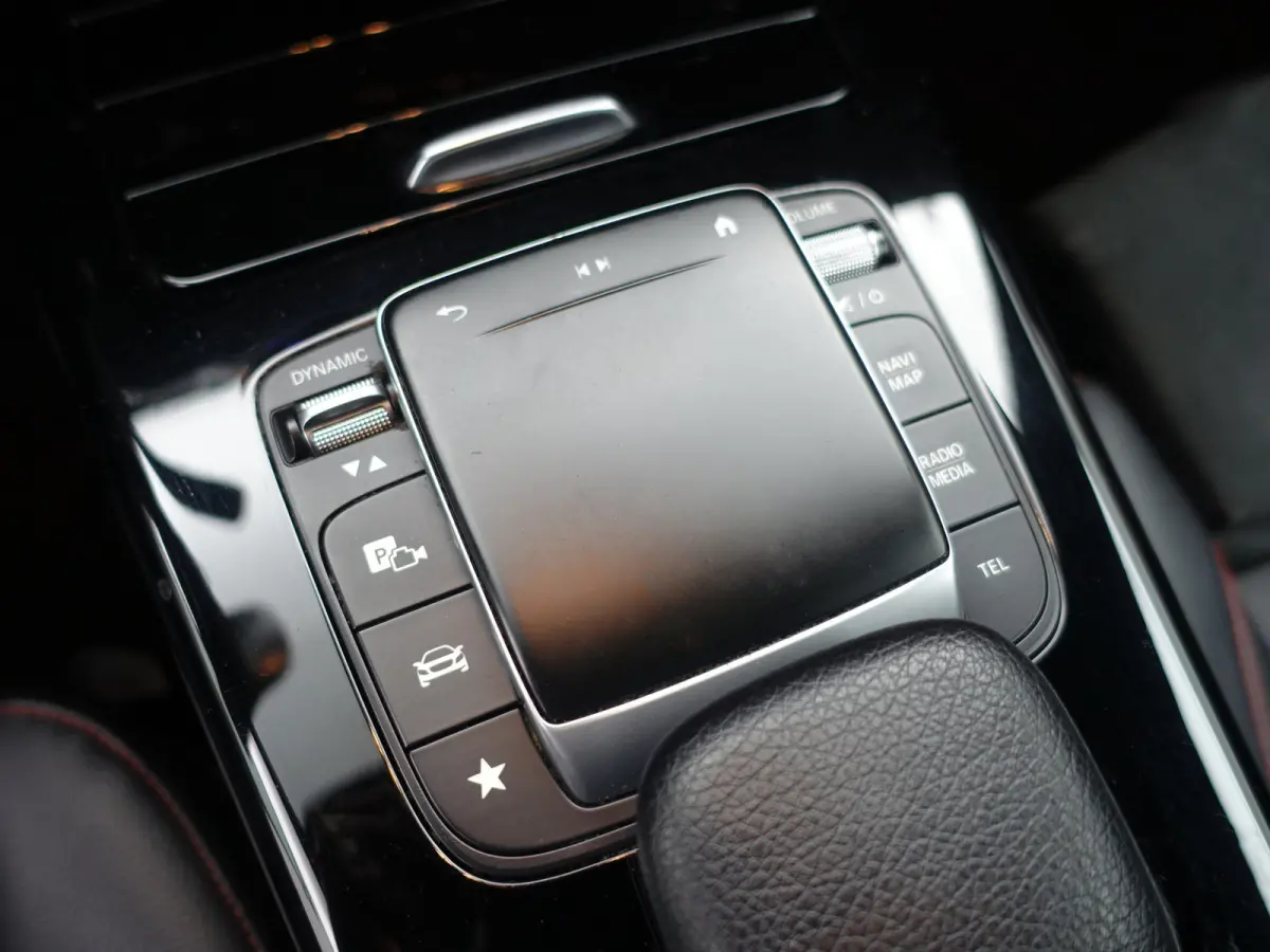 180 AMG Night Edition Aut- Xenon Led, Camera, Stoelverwarming, Sfeerverlichting, Sport Alcantara Interieur