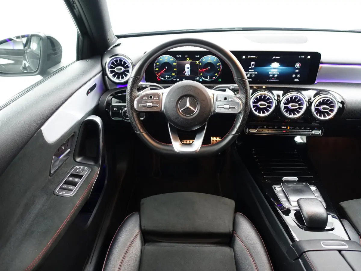 180 AMG Night Edition Aut- Xenon Led, Camera, Stoelverwarming, Sfeerverlichting, Sport Alcantara Interieur