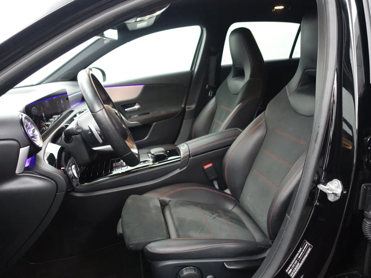 180 AMG Night Edition Aut- Xenon Led, Camera, Stoelverwarming, Sfeerverlichting, Sport Alcantara Interieur