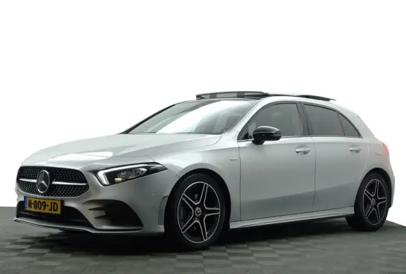 180 AMG Night Edition Aut- Panoramadak, Sfeerverlichting, Xenon Led, Camera, Sport Interieur