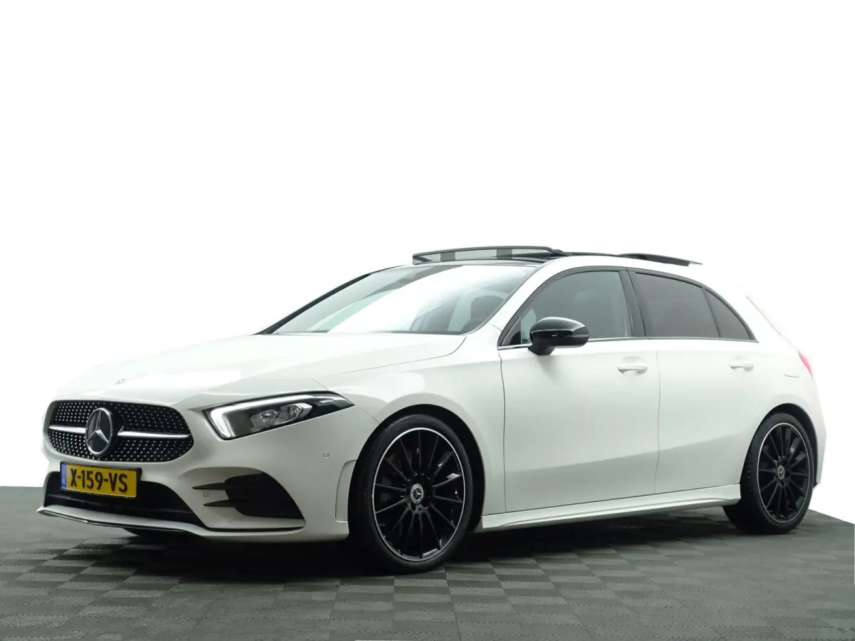 250 AMG Night Edition Design aut- Panoramadak, Sfeerverlichting, Dynamic select, Lane Assist, Park Assist, Design Afwerking