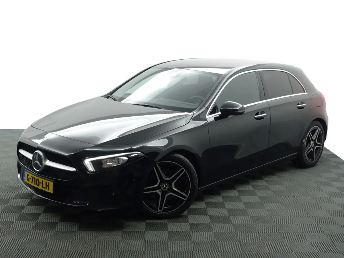 220 AMG Prestige Plus Aut- Memory Seats, Camera, Park Assist, Leder Interieur, Xenon Led, Keyless, Zitcomfort