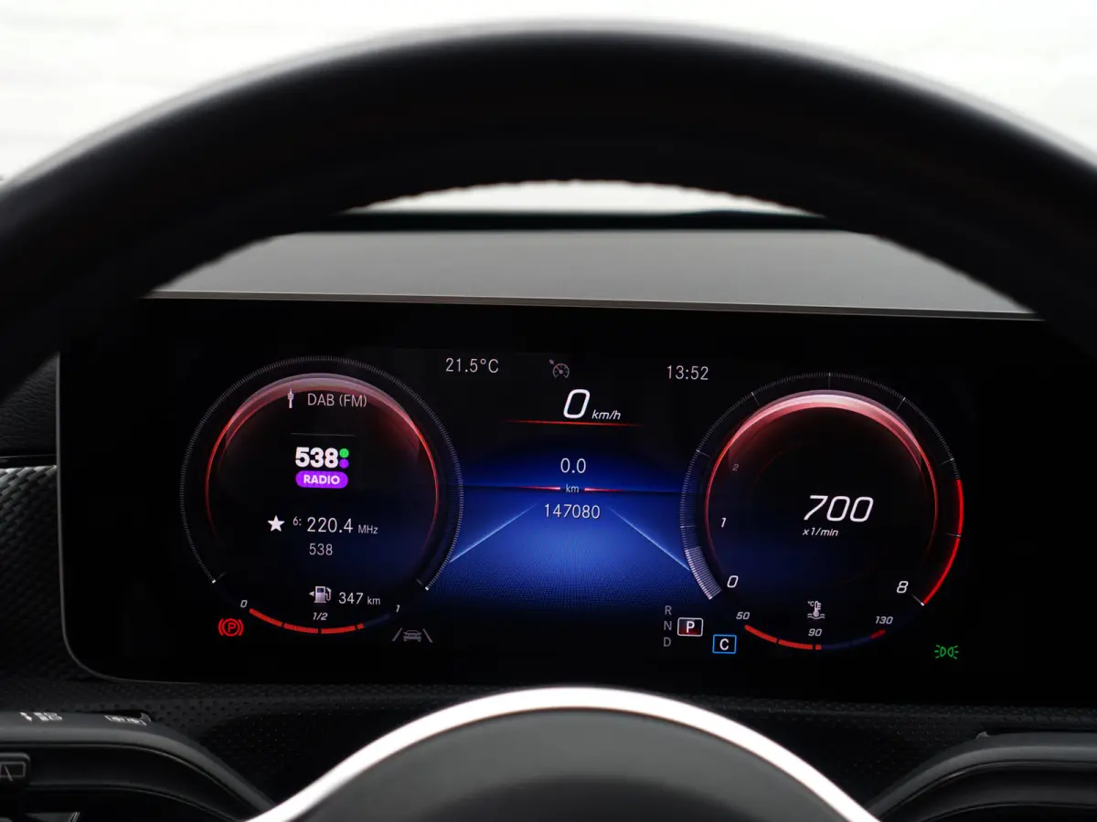 220 AMG Prestige Plus Aut- Memory Seats, Camera, Park Assist, Leder Interieur, Xenon Led, Keyless, Zitcomfort