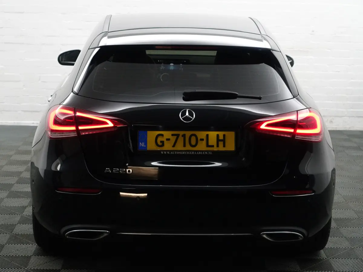 220 AMG Prestige Plus Aut- Memory Seats, Camera, Park Assist, Leder Interieur, Xenon Led, Keyless, Zitcomfort