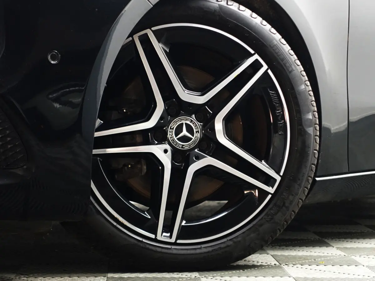 220 AMG Prestige Plus Aut- Memory Seats, Camera, Park Assist, Leder Interieur, Xenon Led, Keyless, Zitcomfort