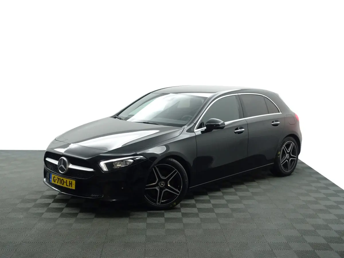 220 AMG Prestige Plus Aut- Memory Seats, Camera, Park Assist, Leder Interieur, Xenon Led, Keyless, Zitcomfort
