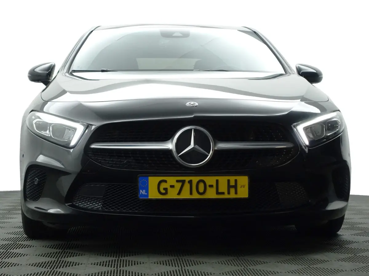 220 AMG Prestige Plus Aut- Memory Seats, Camera, Park Assist, Leder Interieur, Xenon Led, Keyless, Zitcomfort