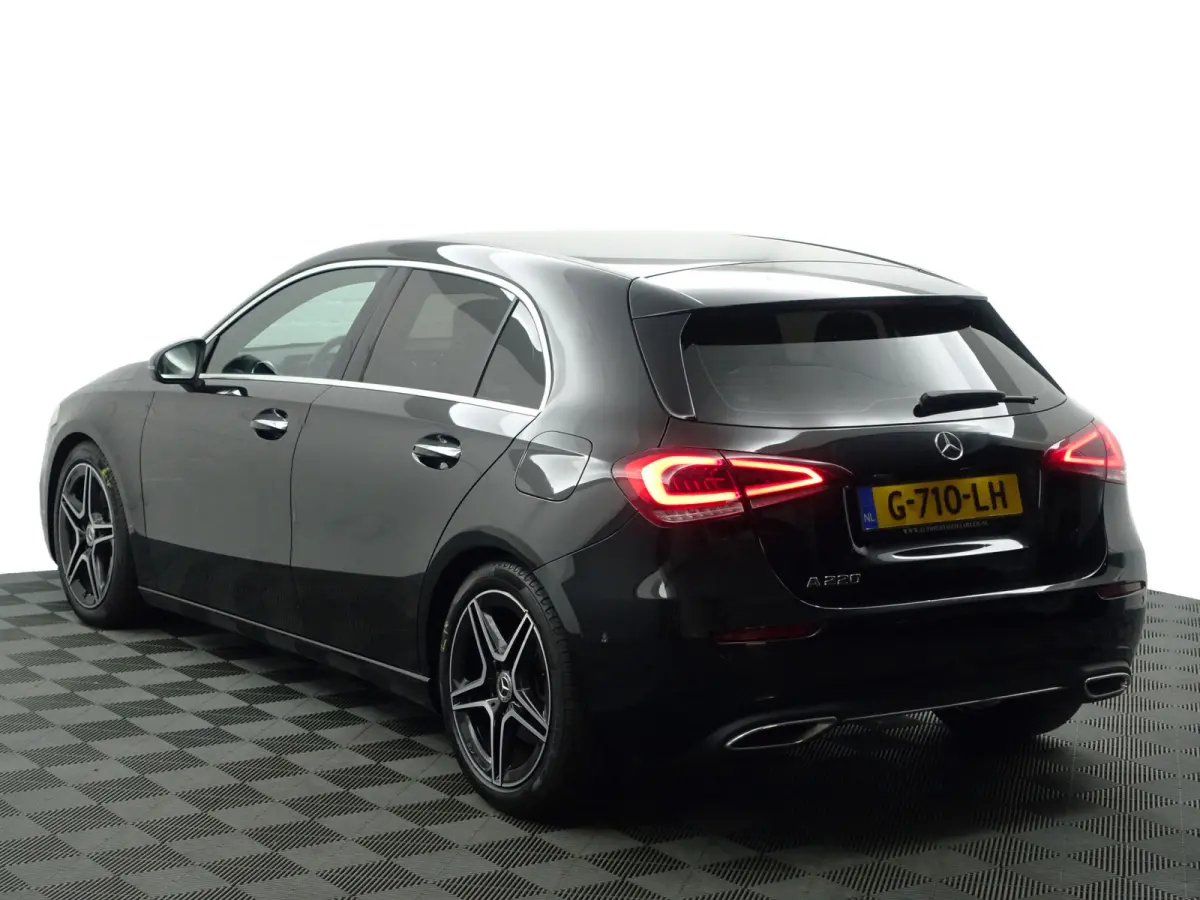 220 AMG Prestige Plus Aut- Memory Seats, Camera, Park Assist, Leder Interieur, Xenon Led, Keyless, Zitcomfort