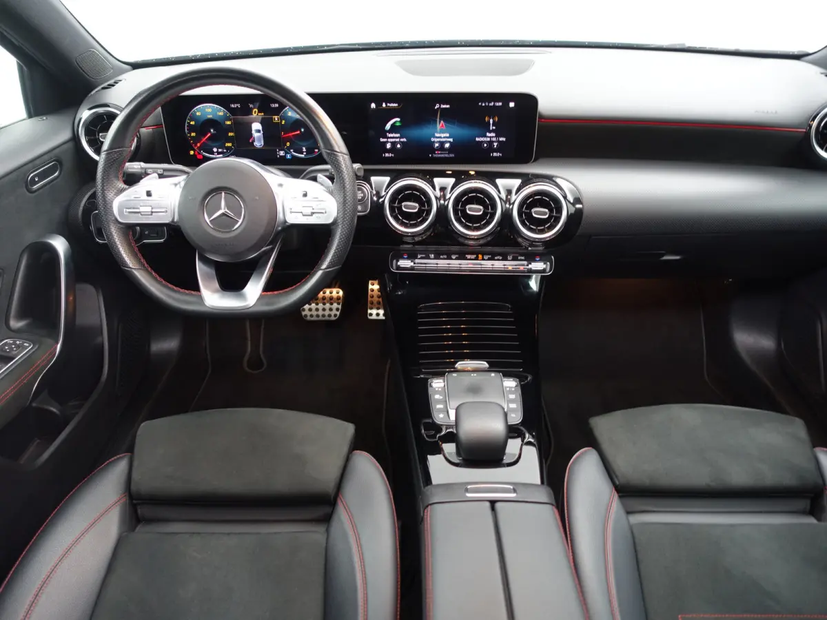 180 AMG Night Edition Aut- Panoramadak, Sport Interieur, Xenon Led, Camera, Stoelverwarming