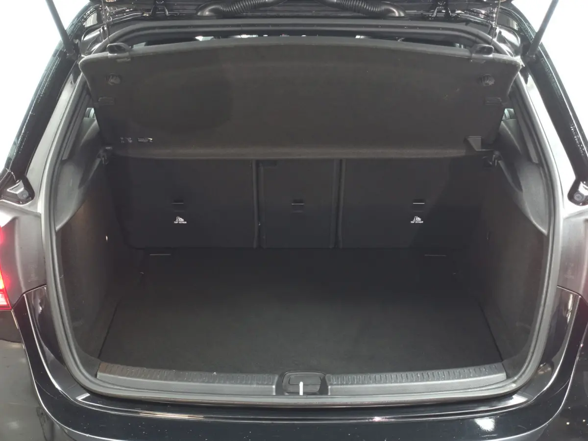180 AMG Night Edition Aut- Panoramadak, Sport Interieur, Xenon Led, Camera, Stoelverwarming