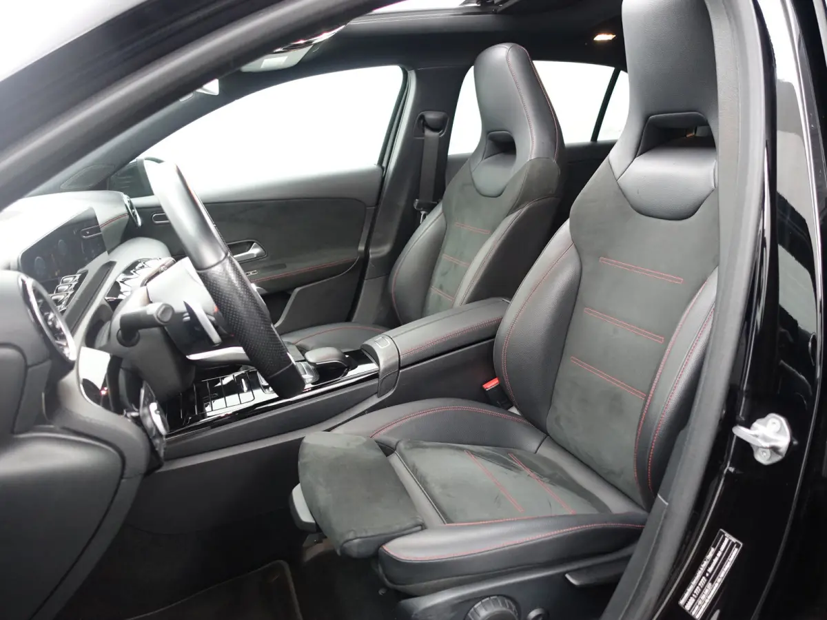 180 AMG Night Edition Aut- Panoramadak, Sport Interieur, Xenon Led, Camera, Stoelverwarming