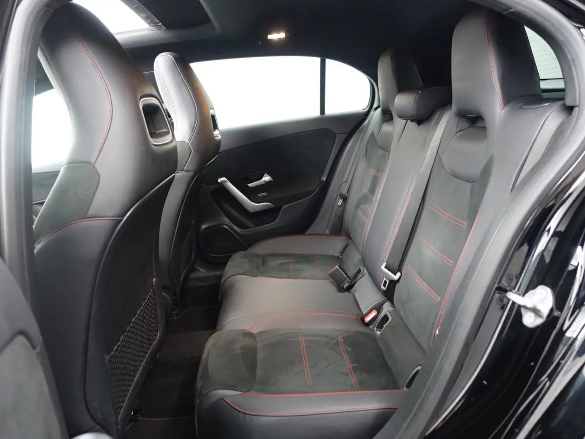 180 AMG Night Edition Aut- Panoramadak, Sport Interieur, Xenon Led, Camera, Stoelverwarming