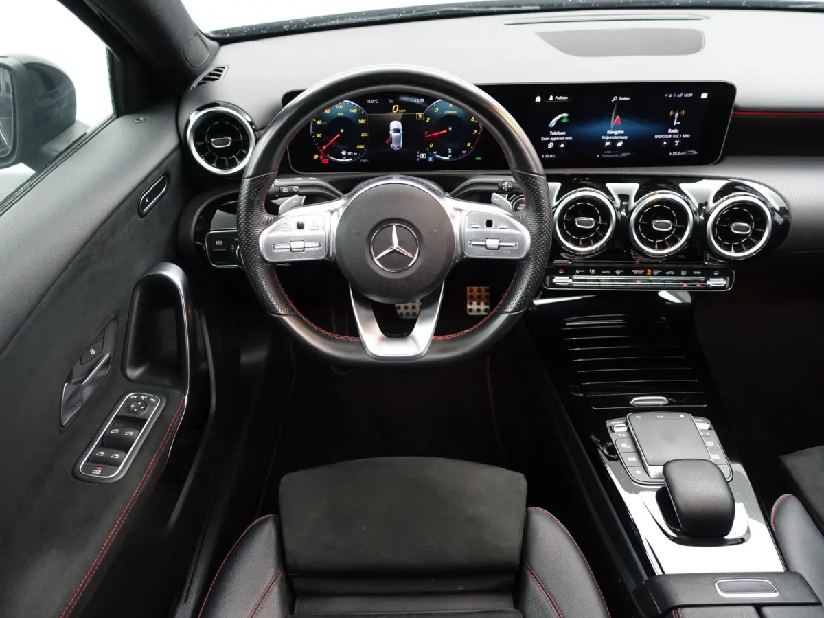 180 AMG Night Edition Aut- Panoramadak, Sport Interieur, Xenon Led, Camera, Stoelverwarming