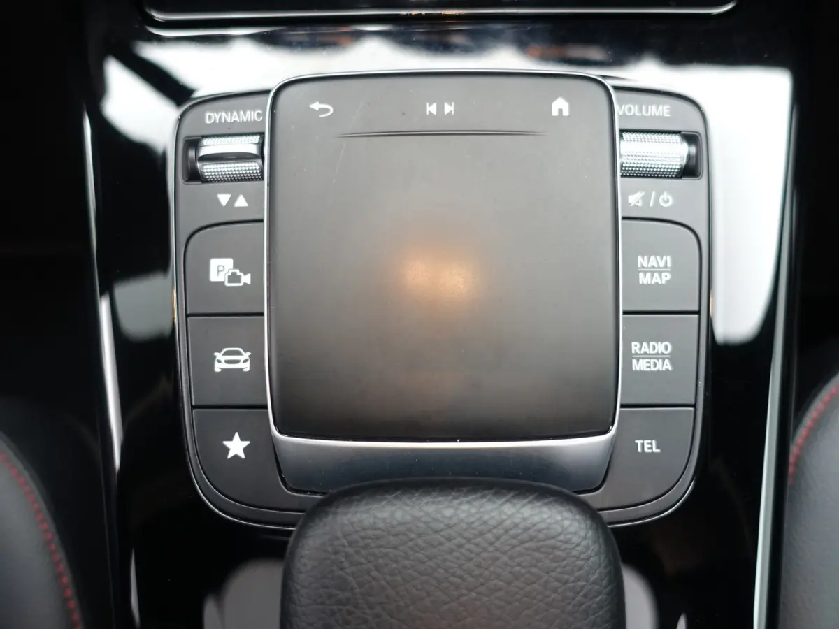 180 AMG Night Edition Aut- Panoramadak, Sport Interieur, Xenon Led, Camera, Stoelverwarming