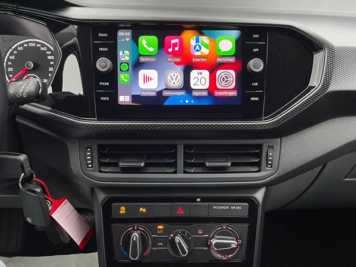 1.0 TSI Life NL.Auto/Carplay/Adaptive-Cruise/Climatronic/Groot Navigatie/1Ste Eigenaar/Dealer onderhouden