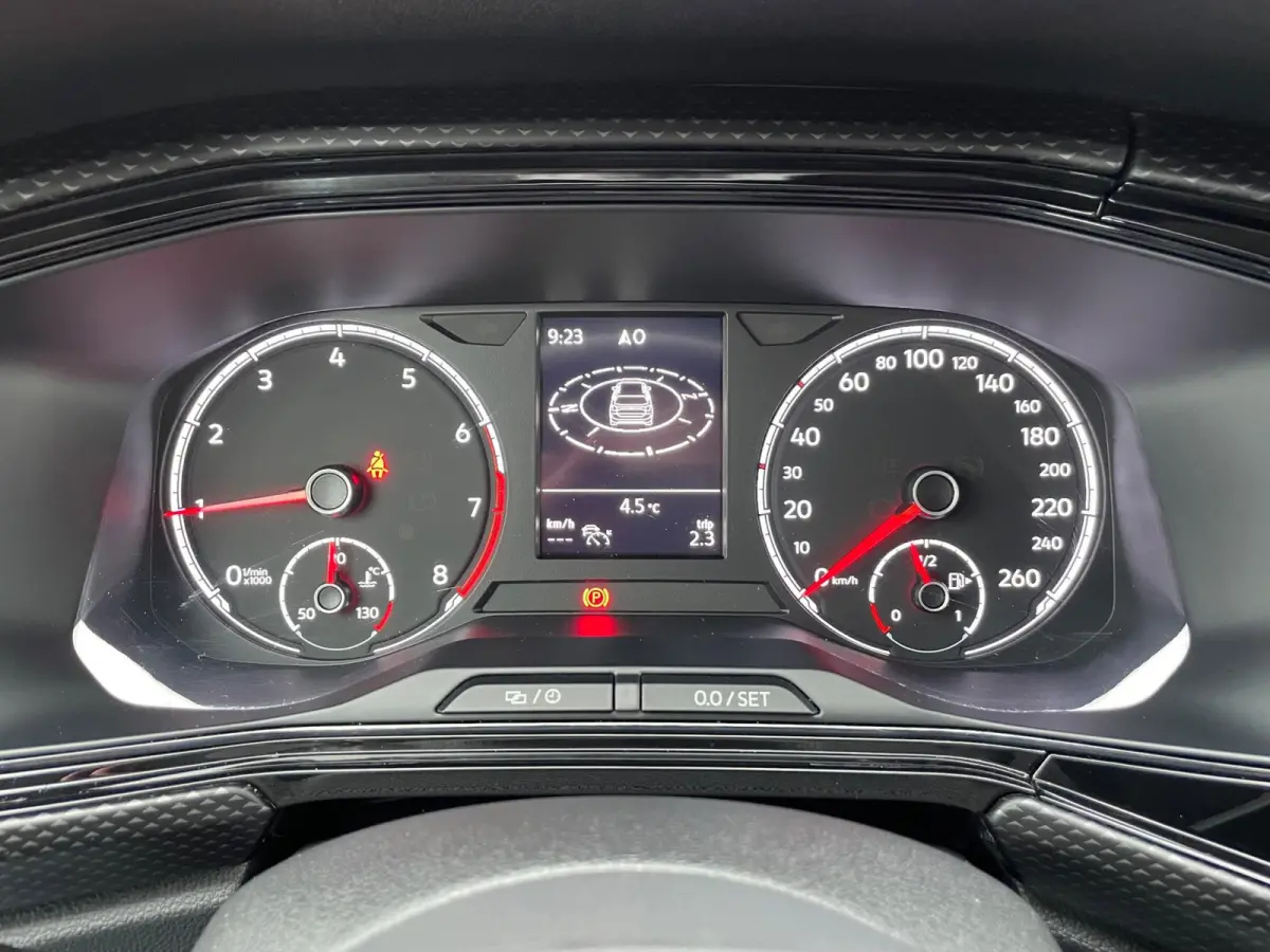 1.0 TSI Life NL.Auto/Carplay/Adaptive-Cruise/Climatronic/Groot Navigatie/1Ste Eigenaar/Dealer onderhouden