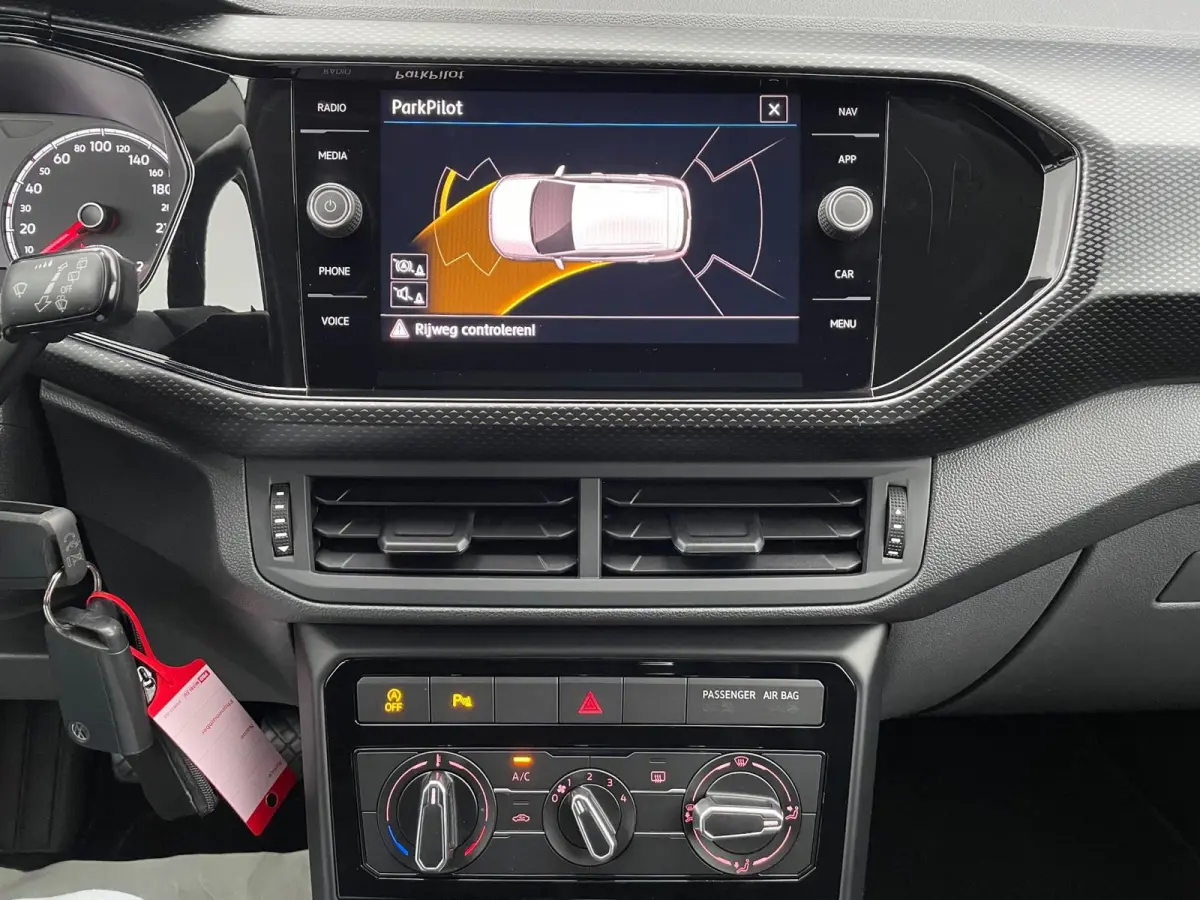 1.0 TSI Life NL.Auto/Carplay/Adaptive-Cruise/Climatronic/Groot Navigatie/1Ste Eigenaar/Dealer onderhouden