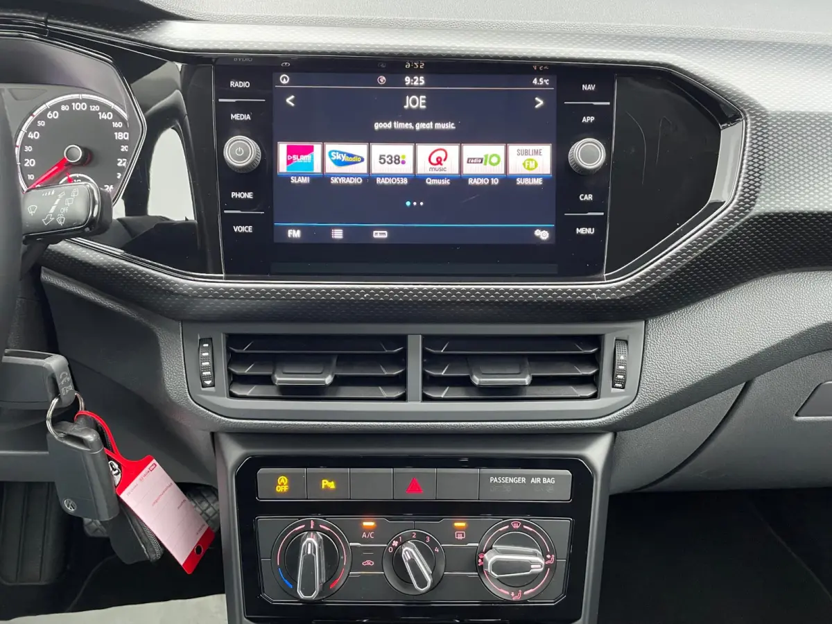 1.0 TSI Life NL.Auto/Carplay/Adaptive-Cruise/Climatronic/Groot Navigatie/1Ste Eigenaar/Dealer onderhouden