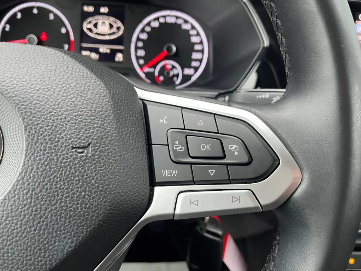 1.0 TSI Life NL.Auto/Carplay/Adaptive-Cruise/Climatronic/Groot Navigatie/1Ste Eigenaar/Dealer onderhouden