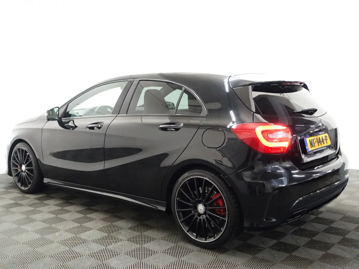 45 AMG 361pk 4MATIC Aut- Memory Seats, Xenon Led, Park Assist, Stoelverwarming, Privacy Glass