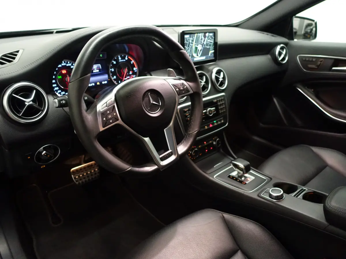 45 AMG 361pk 4MATIC Aut- Memory Seats, Xenon Led, Park Assist, Stoelverwarming, Privacy Glass