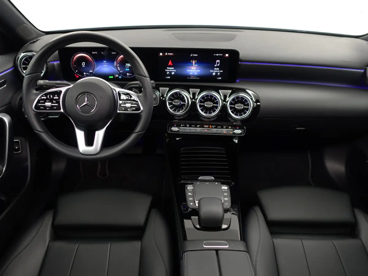250 e AMG Prestige Plus Aut- Panoramadak, 2x Memory, Sfeerverlichting, Carplay, Android Auto, Zitcomfort