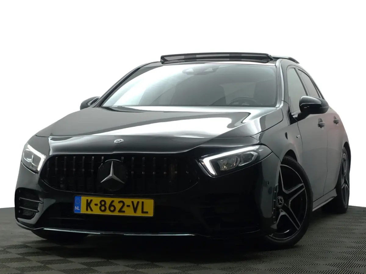 250 AMG Premium Plus Aut- Panoramadak, Sfeerverlichting, Two Tone Sport Leder Interieur, Xenon Led, Night Package