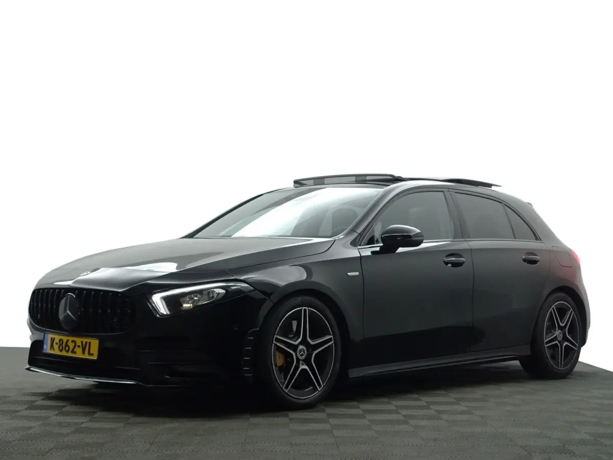250 AMG Premium Plus Aut- Panoramadak, Sfeerverlichting, Two Tone Sport Leder Interieur, Xenon Led, Night Package