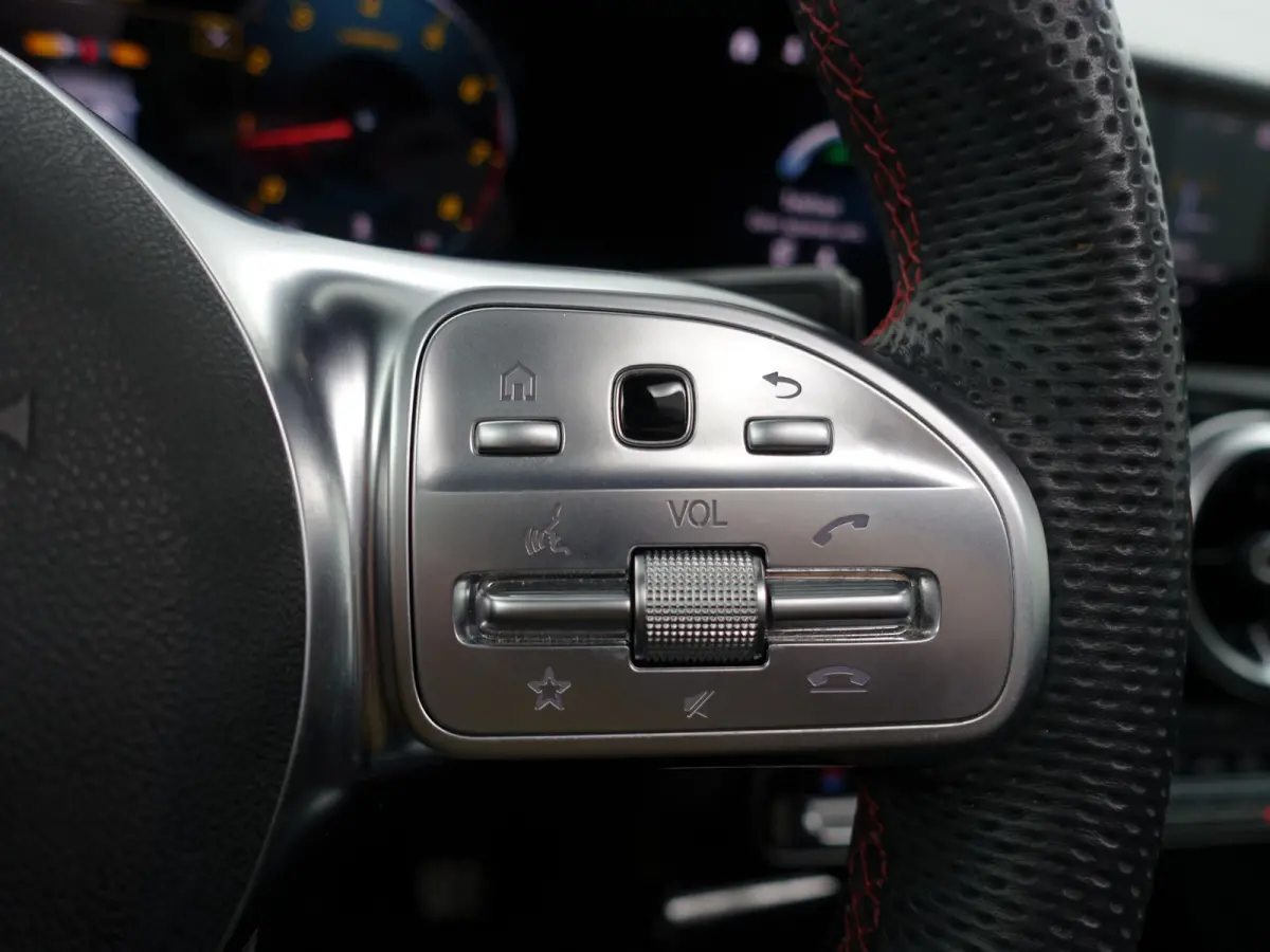 200 AMG Prestige Aut- Panoramadak, Sport Interieur, Xenon Led, Park Assist, Camera, Stoelverwarming