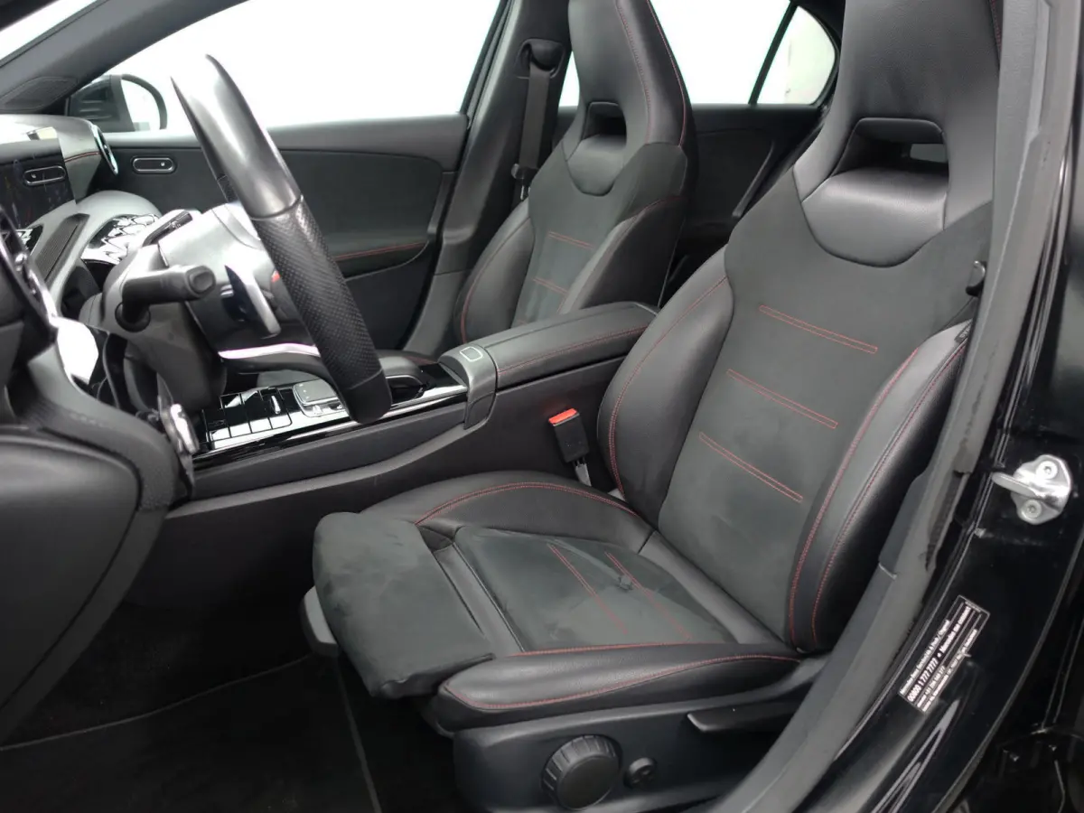 200 AMG Prestige Aut- Panoramadak, Sport Interieur, Xenon Led, Park Assist, Camera, Stoelverwarming
