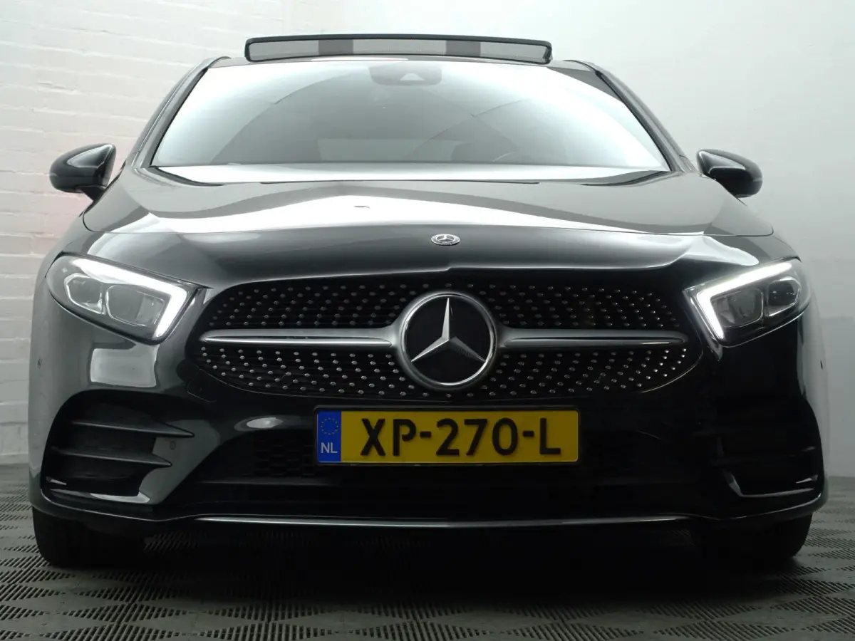 200 AMG Prestige Aut- Panoramadak, Sport Interieur, Xenon Led, Park Assist, Camera, Stoelverwarming