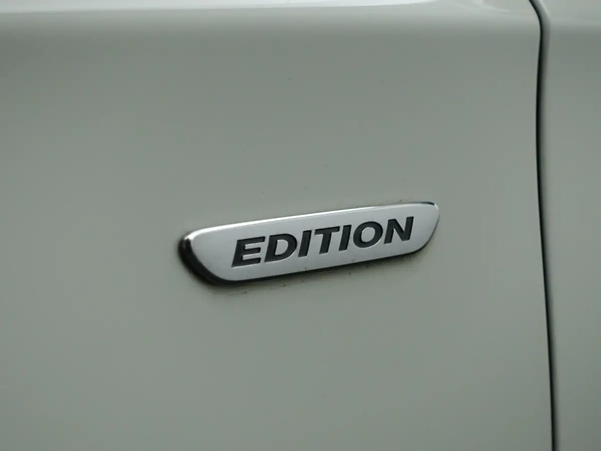 180 AMG White Art Edition Aut- Night Package, Sfeerverlichting, Camera, Keyless, Xenon Led, Dynamic Select