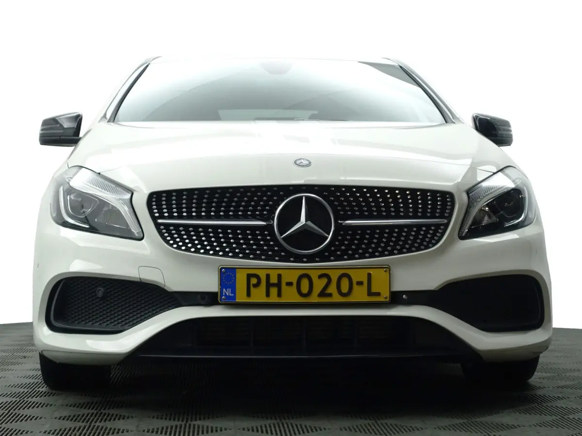 180 AMG White Art Edition Aut- Night Package, Sfeerverlichting, Camera, Keyless, Xenon Led, Dynamic Select