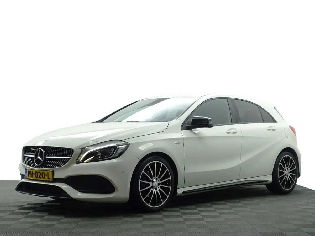 180 AMG White Art Edition Aut- Night Package, Sfeerverlichting, Camera, Keyless, Xenon Led, Dynamic Select