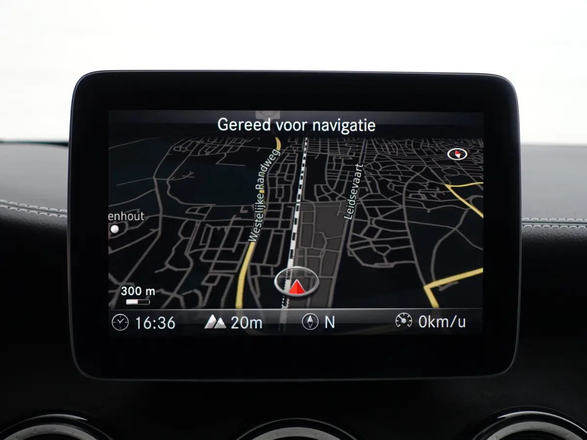 180 AMG White Art Edition Aut- Night Package, Sfeerverlichting, Camera, Keyless, Xenon Led, Dynamic Select
