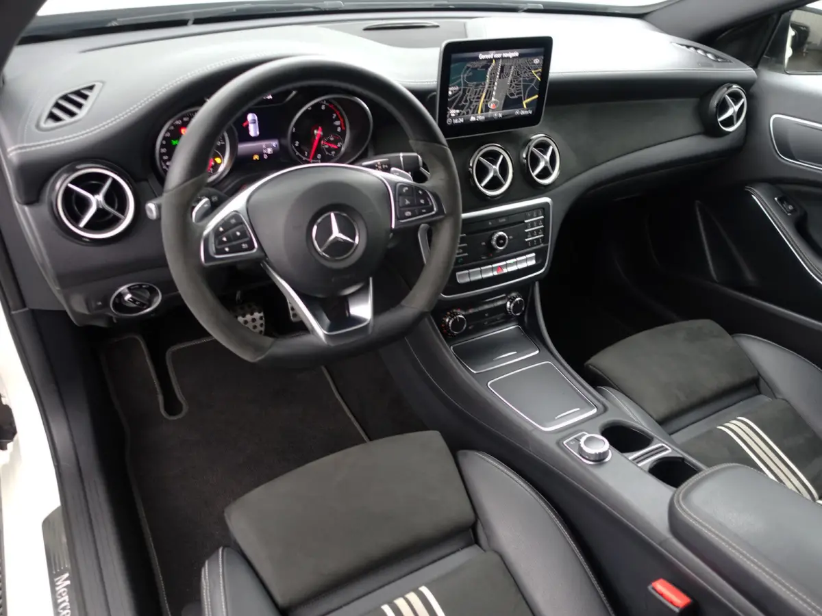 180 AMG White Art Edition Aut- Night Package, Sfeerverlichting, Camera, Keyless, Xenon Led, Dynamic Select
