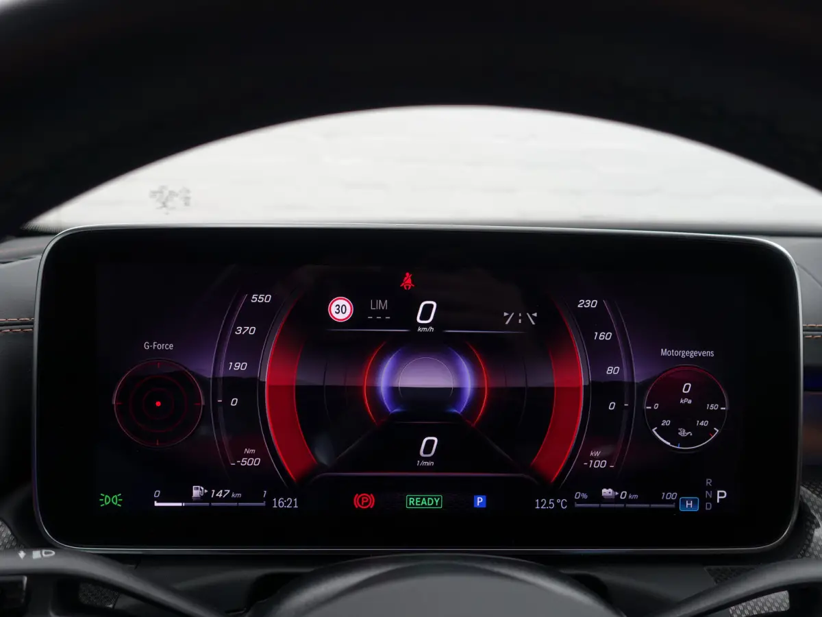 300 e AMG Line Aut- Two Tone Leder Interieur, Panoramadak, Carbon, Sfeerverlichting, Carplay, Android Auto