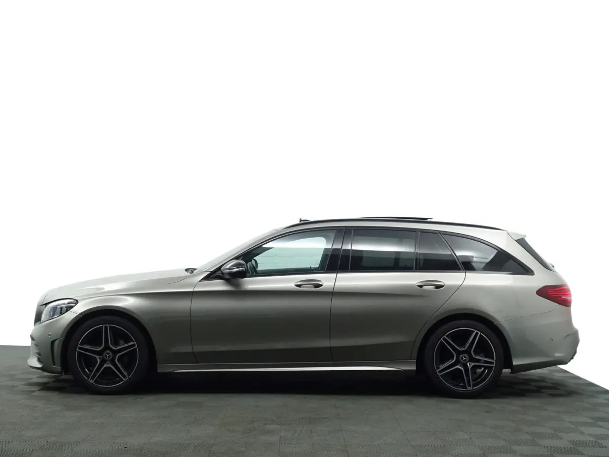 180 AMG Premium Plus Pack Aut- Night Edition, Panoramadak, Virtual cockpit, Carplay, Android Auto, Camera