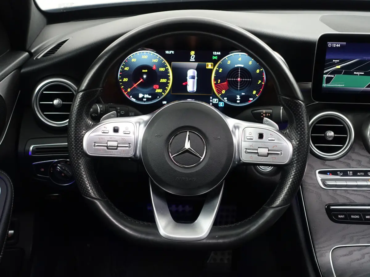 180 AMG Premium Plus Pack Aut- Night Edition, Panoramadak, Virtual cockpit, Carplay, Android Auto, Camera