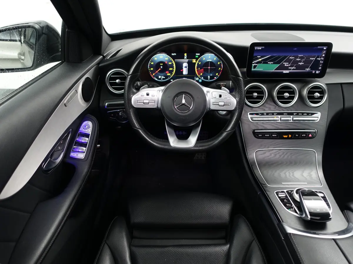 180 AMG Premium Plus Pack Aut- Night Edition, Panoramadak, Virtual cockpit, Carplay, Android Auto, Camera
