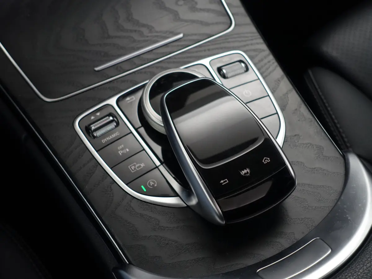 180 AMG Premium Plus Pack Aut- Night Edition, Panoramadak, Virtual cockpit, Carplay, Android Auto, Camera
