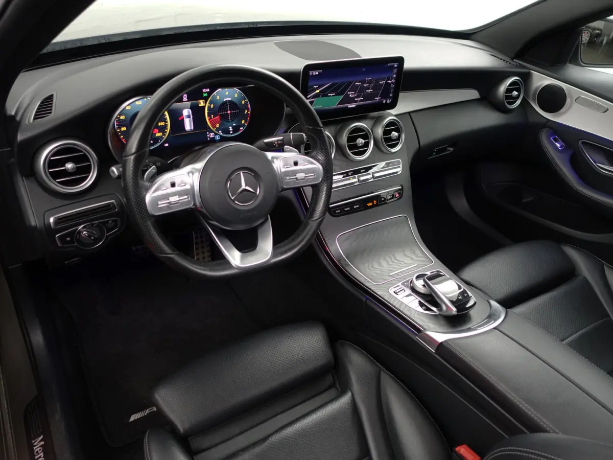 180 AMG Premium Plus Pack Aut- Night Edition, Panoramadak, Virtual cockpit, Carplay, Android Auto, Camera